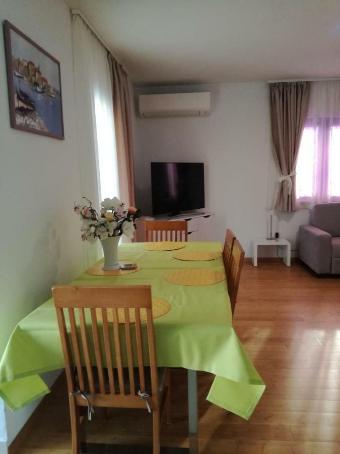 Apartments Villa Sophia Trogir Kültér fotó